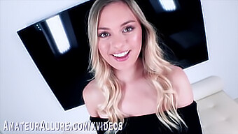 18+ Amber Moore Dostáva Ústa Na Penis A Zadok