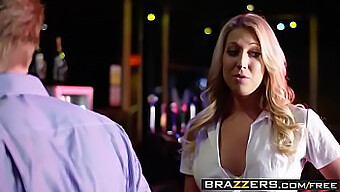 Brazzers - Weibliche Ejakulation In Den Schlampenkriegen