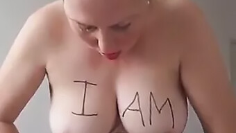 Eine Vollbusige Milf Unterwirft Sich Ihrem Dominanten Partner