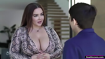 Busty Mommy Gets A Deepthroat From A Guy On Sexsinners.Com