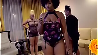 Blowjob Und Big Ass Action In Vegas Mit Interracial-Paar