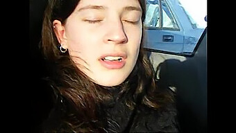 Young Amateur Girl Masturbates In Car