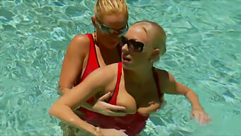 Britney Brooks' Bikini Beach Blowjob