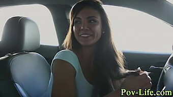 Pov Interracial: O Muie Și Finalizare Cu Ejaculare